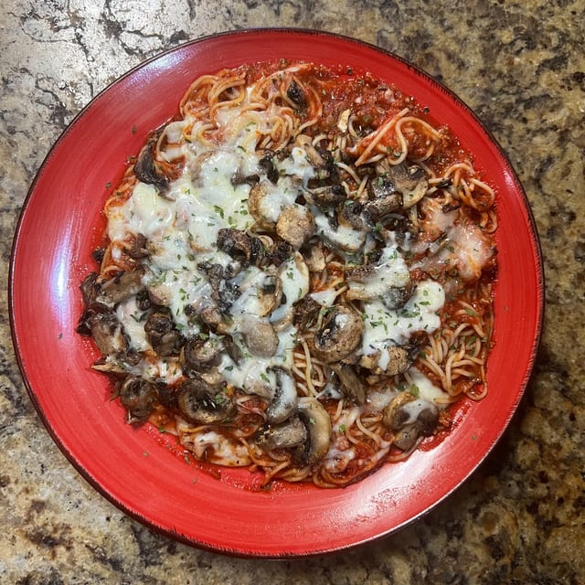 Spaghetti with Mushrooms.