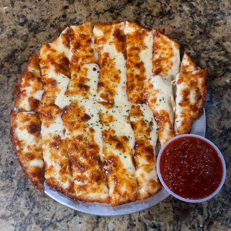 Delicious Breadsticks: A Perfect Italian Appetizer